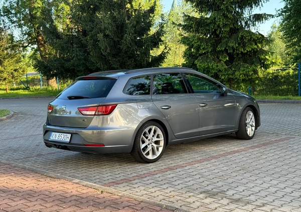 Seat Leon cena 47500 przebieg: 199000, rok produkcji 2015 z Szadek małe 562